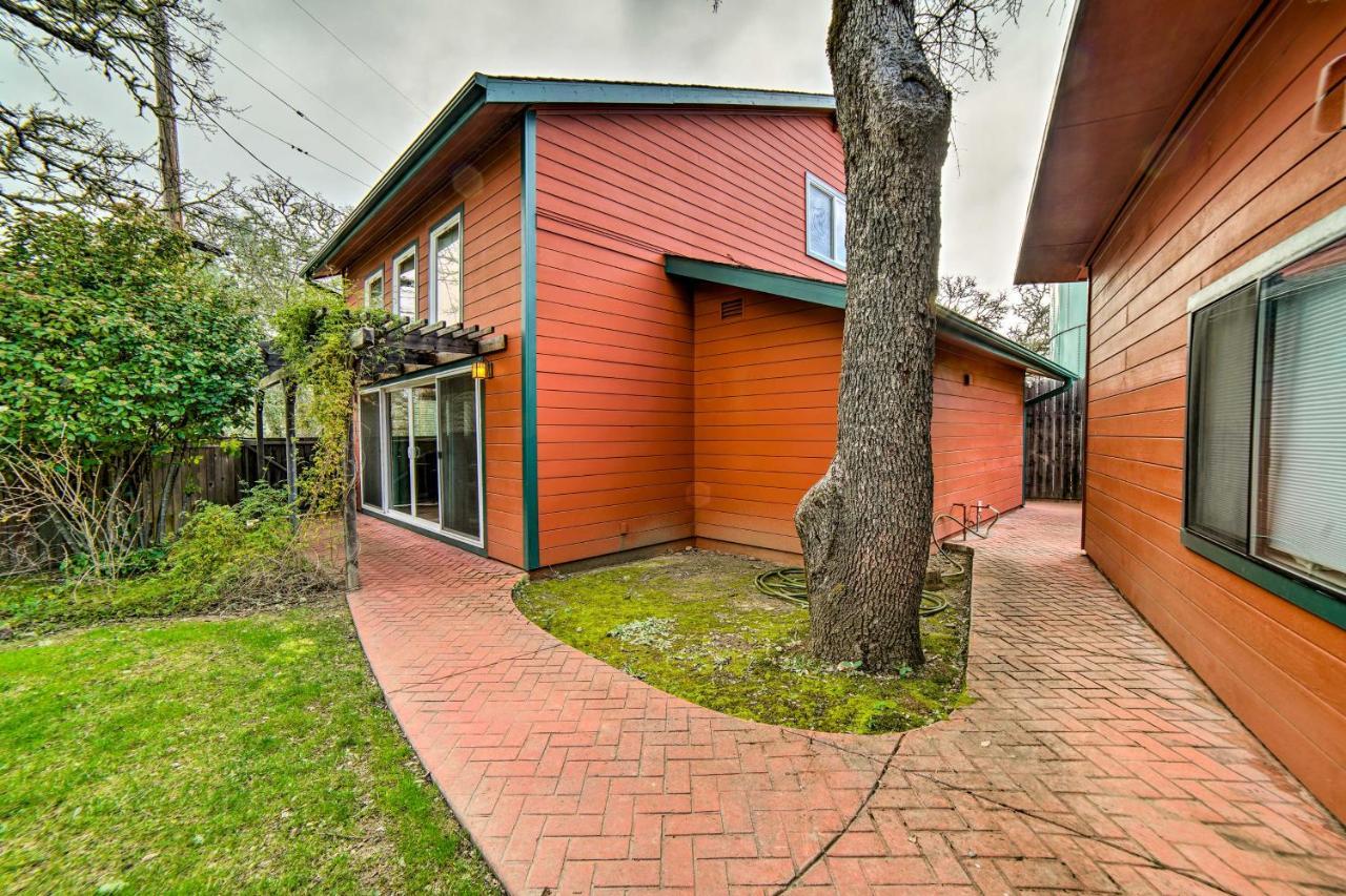 Hilltop Loft Ukiah Vacation Rental! Ngoại thất bức ảnh
